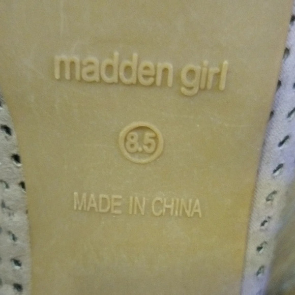 Madden Girl Tan Chunky Heel Peep-Toe Booties - Picture 2 of 6